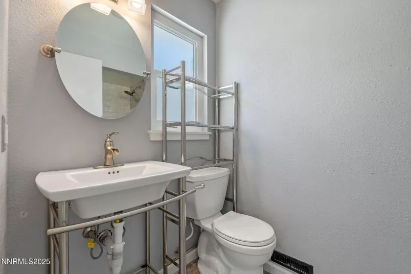 640 Nadine, Fallon, Nevada 89406, 3 Bedrooms Bedrooms, ,2 BathroomsBathrooms,Residential,Residential,Nadine,250051481