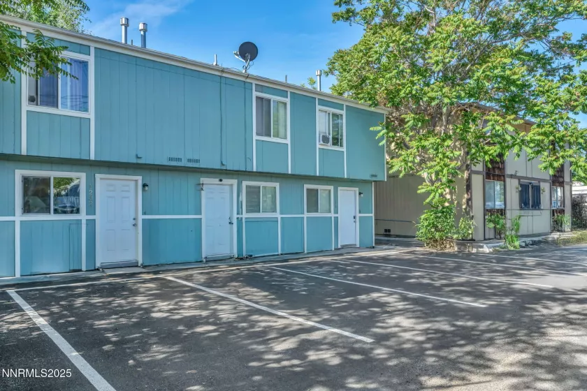 1230 E, Sparks, Nevada 89431, ,Residential Income,Residential,E,250051447
