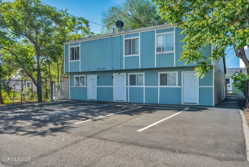 1230 E, Sparks, Nevada 89431, ,Residential Income,Residential,E,250051447