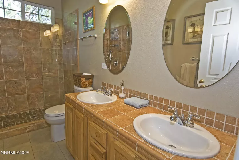 6831 Island Queen, Sparks, Nevada 89436, 4 Bedrooms Bedrooms, ,2 BathroomsBathrooms,Residential,Residential,Island Queen,250051449