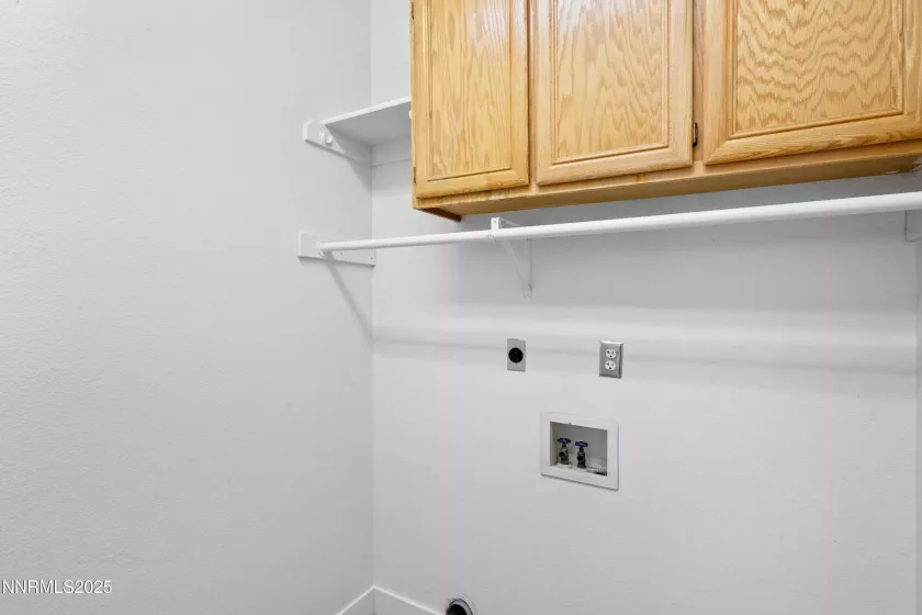 7366 Grand Island, Sparks, Nevada 89436, 4 Bedrooms Bedrooms, ,2 BathroomsBathrooms,Residential,Residential,Grand Island,250051483