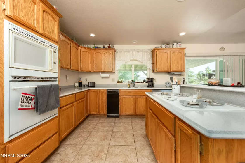17 Grand View, Smith Valley, Nevada 89444, 3 Bedrooms Bedrooms, ,2 BathroomsBathrooms,Residential,Residential,Grand View,250051485