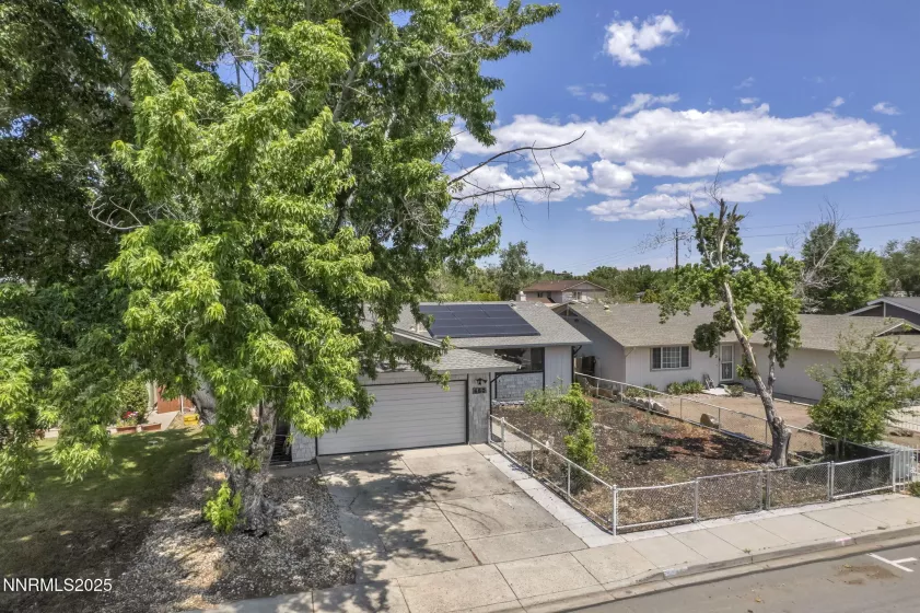 650 York, Sparks, Nevada 89431, 3 Bedrooms Bedrooms, ,2 BathroomsBathrooms,Residential,Residential,York,250051484