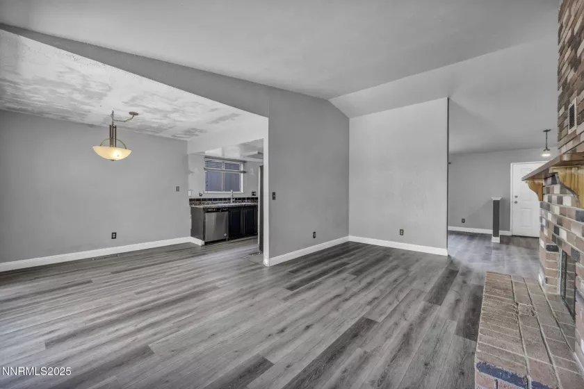 650 York, Sparks, Nevada 89431, 3 Bedrooms Bedrooms, ,2 BathroomsBathrooms,Residential,Residential,York,250051484