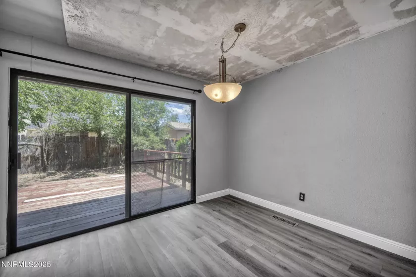 650 York, Sparks, Nevada 89431, 3 Bedrooms Bedrooms, ,2 BathroomsBathrooms,Residential,Residential,York,250051484