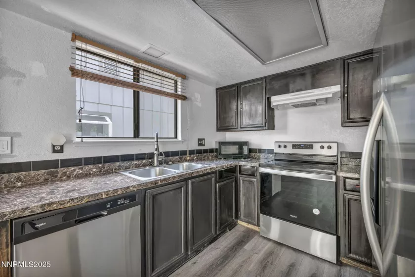 650 York, Sparks, Nevada 89431, 3 Bedrooms Bedrooms, ,2 BathroomsBathrooms,Residential,Residential,York,250051484