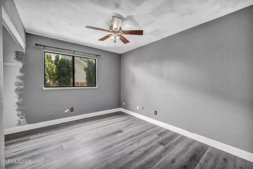 650 York, Sparks, Nevada 89431, 3 Bedrooms Bedrooms, ,2 BathroomsBathrooms,Residential,Residential,York,250051484