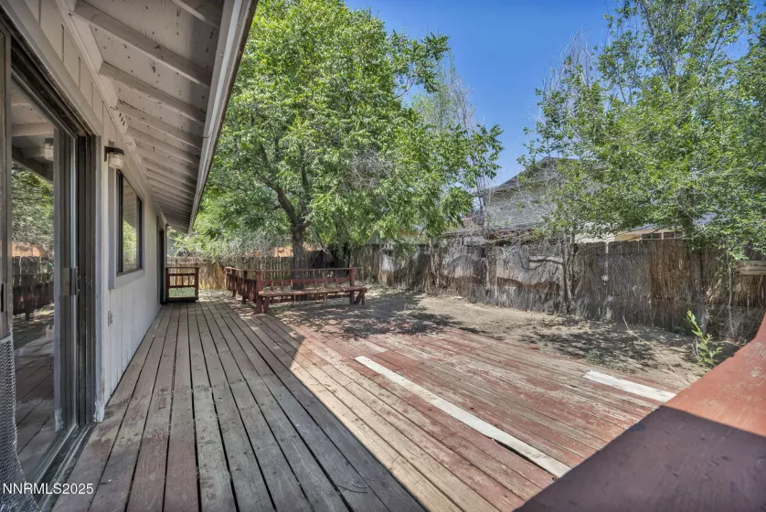 650 York, Sparks, Nevada 89431, 3 Bedrooms Bedrooms, ,2 BathroomsBathrooms,Residential,Residential,York,250051484