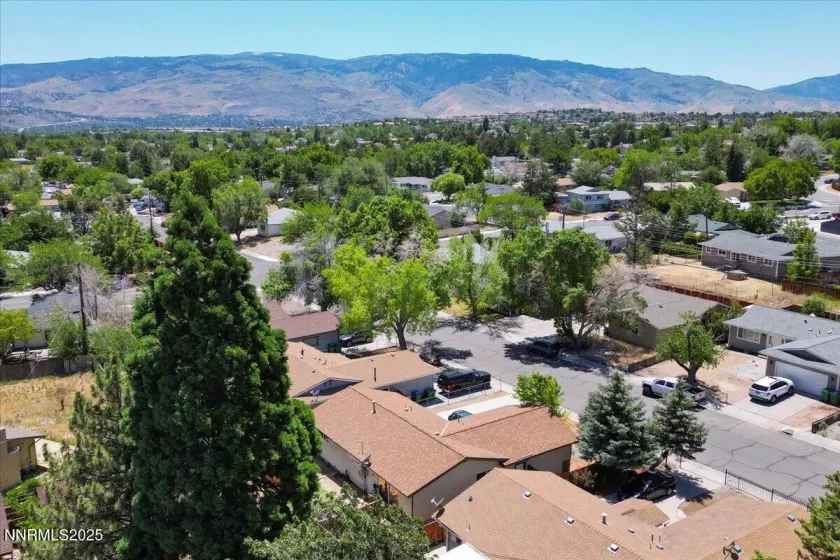 1350 Marne, Reno, Nevada 89503, 3 Bedrooms Bedrooms, ,2 BathroomsBathrooms,Residential,Residential,Marne,250051497