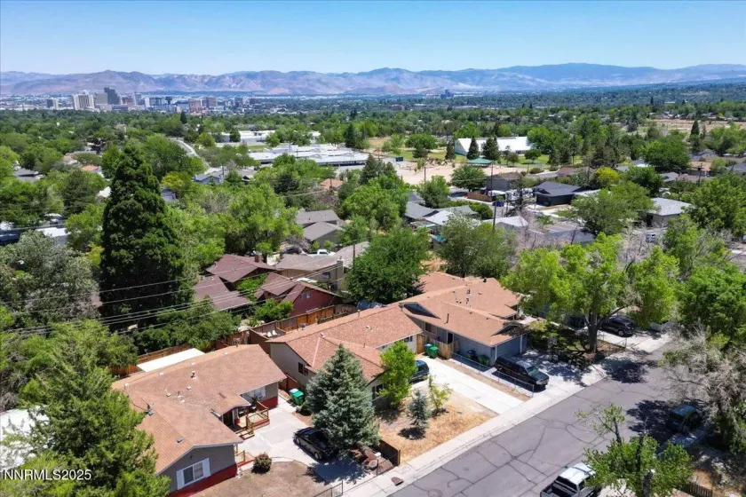 1350 Marne, Reno, Nevada 89503, 3 Bedrooms Bedrooms, ,2 BathroomsBathrooms,Residential,Residential,Marne,250051497
