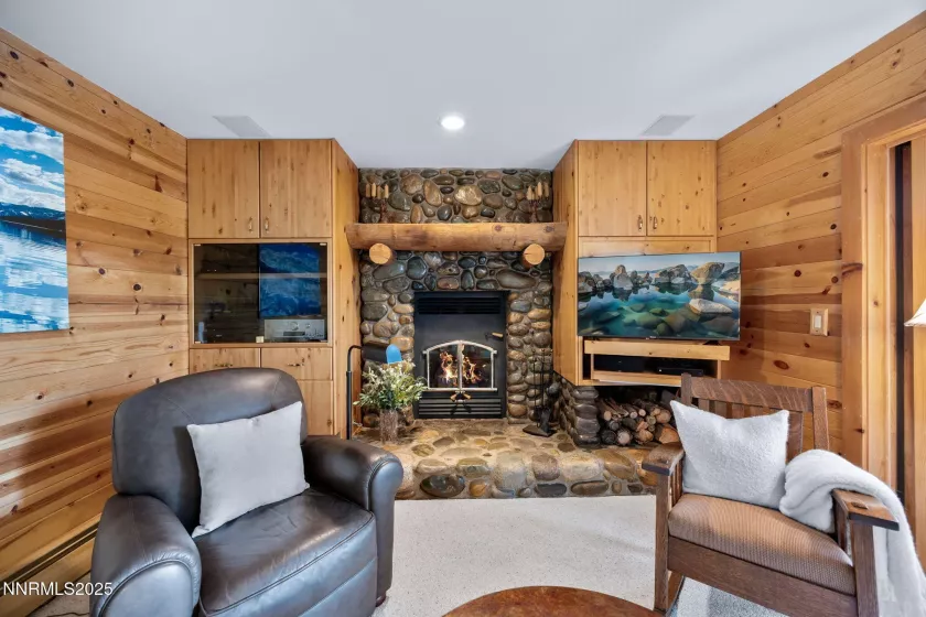 187 Yellow Jacket, Glenbrook, Nevada 89413, 4 Bedrooms Bedrooms, ,4 BathroomsBathrooms,Residential,Residential,Yellow Jacket,250051501