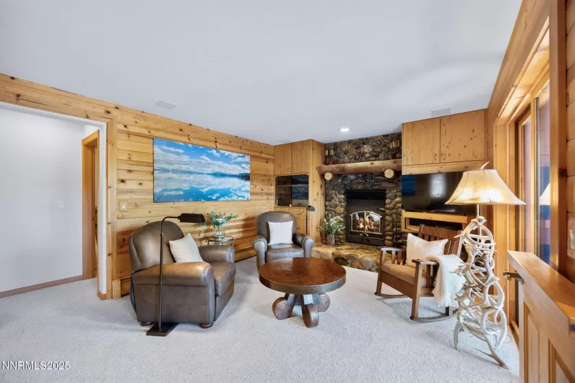 187 Yellow Jacket, Glenbrook, Nevada 89413, 4 Bedrooms Bedrooms, ,4 BathroomsBathrooms,Residential,Residential,Yellow Jacket,250051501