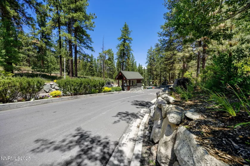 187 Yellow Jacket, Glenbrook, Nevada 89413, 4 Bedrooms Bedrooms, ,4 BathroomsBathrooms,Residential,Residential,Yellow Jacket,250051501