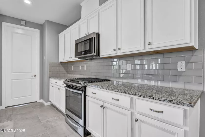 1975 Phaethon, Reno, Nevada 89521, 2 Bedrooms Bedrooms, ,2 BathroomsBathrooms,Residential,Residential,Phaethon,250051504