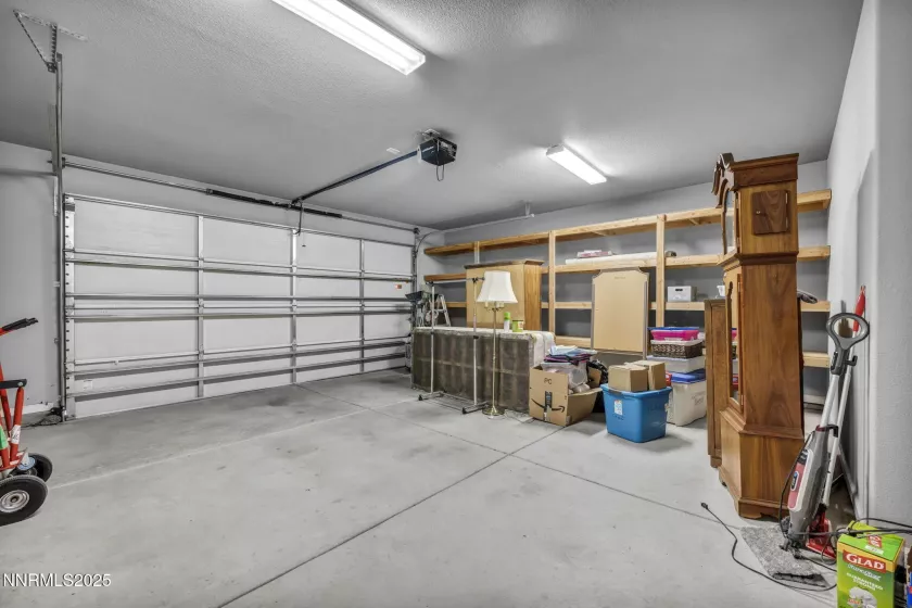 1975 Phaethon, Reno, Nevada 89521, 2 Bedrooms Bedrooms, ,2 BathroomsBathrooms,Residential,Residential,Phaethon,250051504