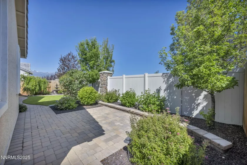 1975 Phaethon, Reno, Nevada 89521, 2 Bedrooms Bedrooms, ,2 BathroomsBathrooms,Residential,Residential,Phaethon,250051504