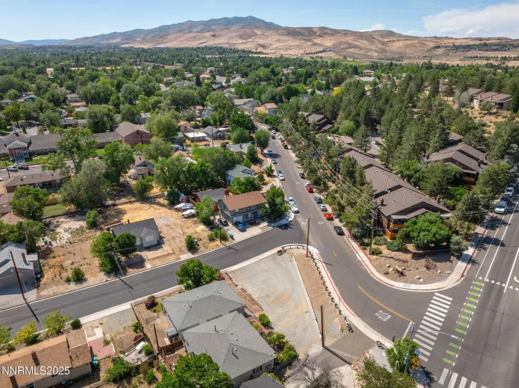 250 College, Reno, Nevada 89503, ,Residential Income,Residential,College,250051510