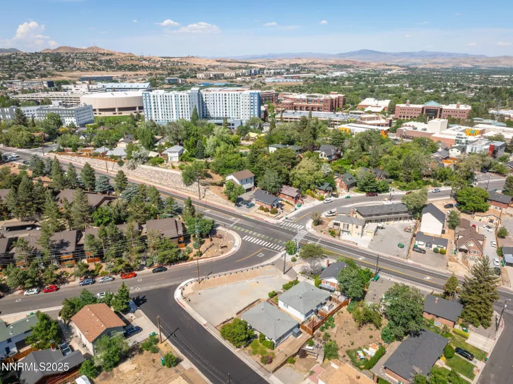 250 College, Reno, Nevada 89503, ,Residential Income,Residential,College,250051510