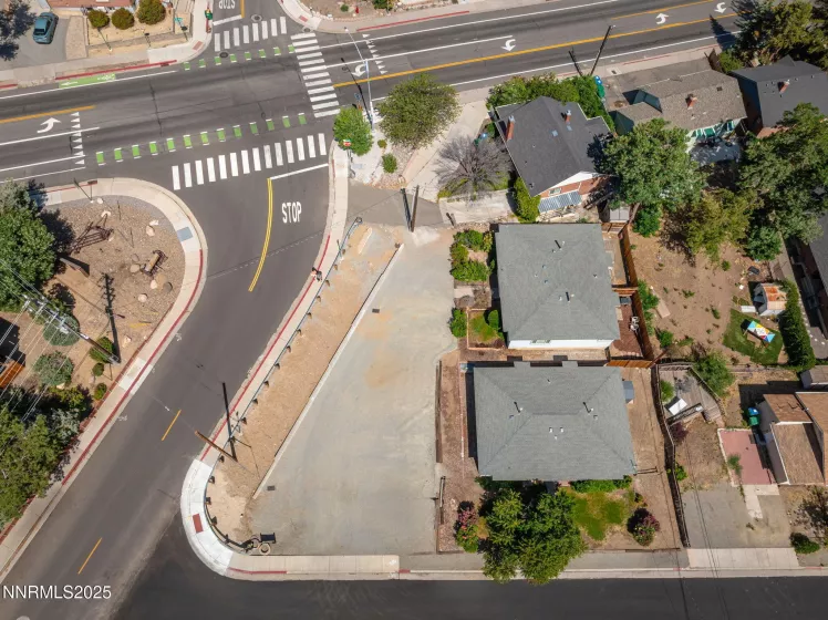 250 College, Reno, Nevada 89503, ,Residential Income,Residential,College,250051510