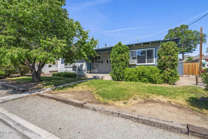 250 College, Reno, Nevada 89503, ,Residential Income,Residential,College,250051510