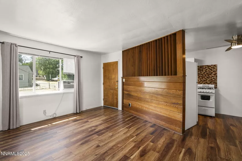 250 College, Reno, Nevada 89503, ,Residential Income,Residential,College,250051510