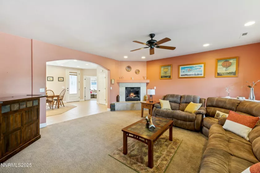 906 Saguaro, Dayton, Nevada 89403, 3 Bedrooms Bedrooms, ,3 BathroomsBathrooms,Residential,Residential,Saguaro,250051511