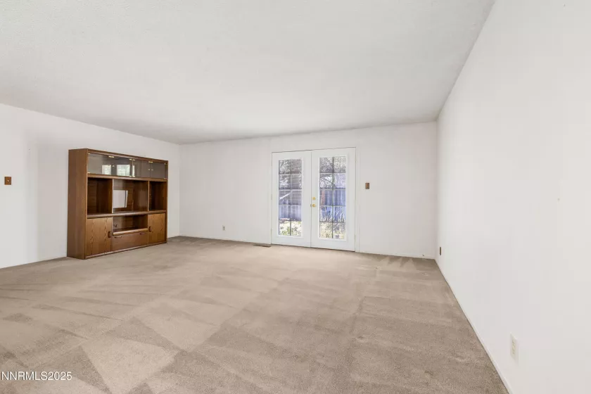 2960 Santa Ana, Reno, Nevada 89502, 3 Bedrooms Bedrooms, ,2 BathroomsBathrooms,Residential,Residential,Santa Ana,250051518
