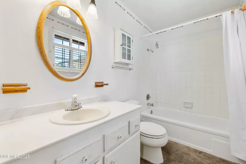 2960 Santa Ana, Reno, Nevada 89502, 3 Bedrooms Bedrooms, ,2 BathroomsBathrooms,Residential,Residential,Santa Ana,250051518
