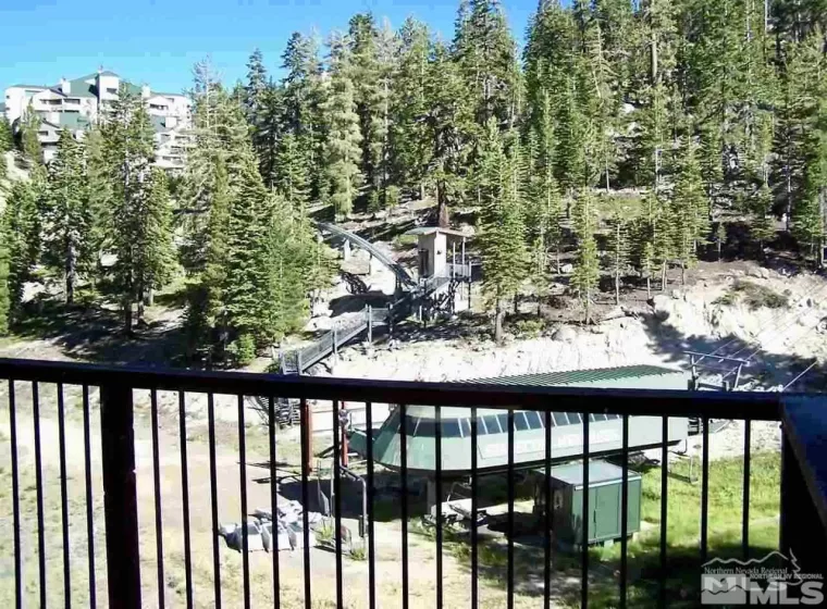 424 Quaking Aspen Lane, Stateline, Nevada 89449, 4 Bedrooms Bedrooms, ,2 BathroomsBathrooms,Residential Lease,Manufactured,Quaking Aspen Lane,250051519