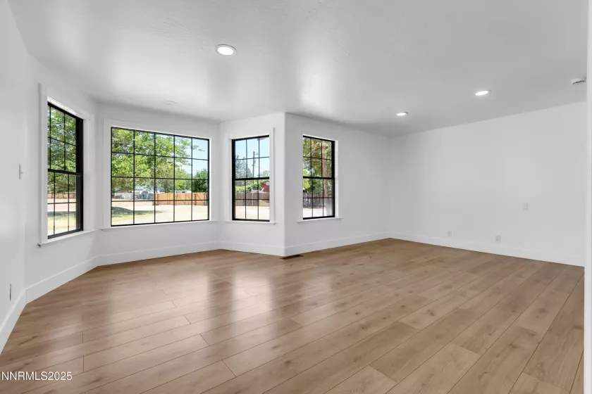 2610 Nye, Carson City, Nevada 89706, 3 Bedrooms Bedrooms, ,2 BathroomsBathrooms,Residential,Residential,Nye,250051521