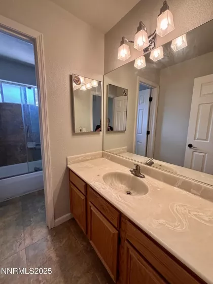 3882 Streamside, Reno, Nevada 89519, 4 Bedrooms Bedrooms, ,3 BathroomsBathrooms,Residential,Residential,Streamside,250051523