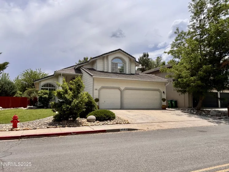 3882 Streamside, Reno, Nevada 89519, 4 Bedrooms Bedrooms, ,3 BathroomsBathrooms,Residential,Residential,Streamside,250051523
