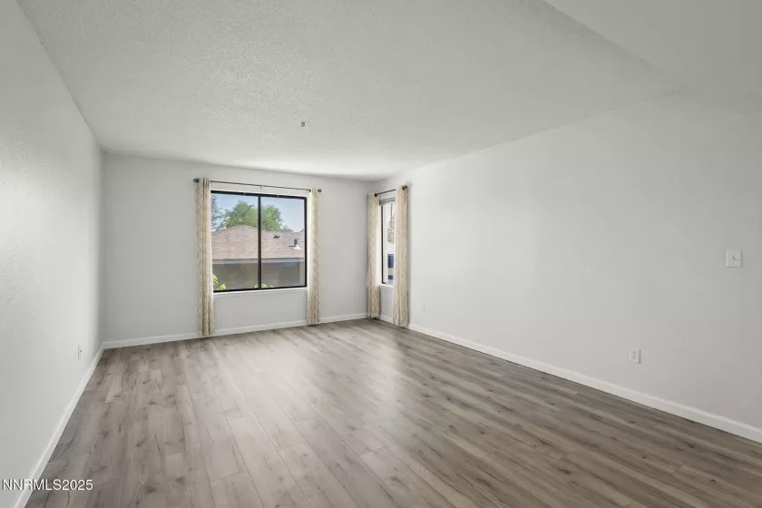 3095 Lakeside, Reno, Nevada 89509, 1 Bedroom Bedrooms, ,1 BathroomBathrooms,Residential,Residential,Lakeside,250051450