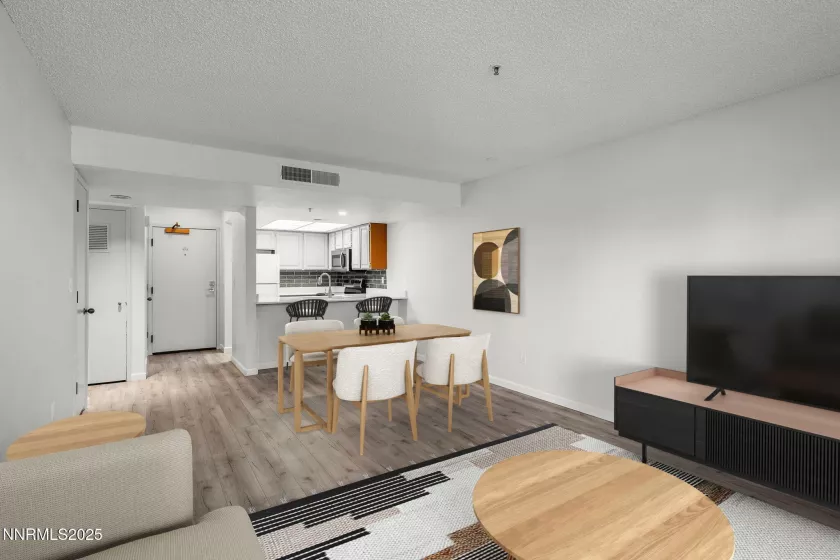 3095 Lakeside, Reno, Nevada 89509, 1 Bedroom Bedrooms, ,1 BathroomBathrooms,Residential,Residential,Lakeside,250051450