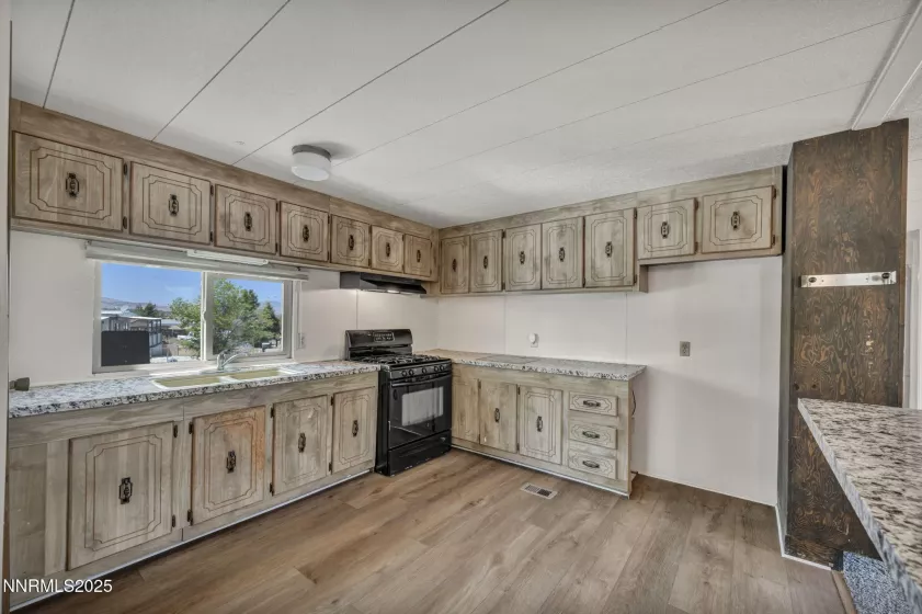 280 Pisces, Reno, Nevada 89521, 3 Bedrooms Bedrooms, ,2 BathroomsBathrooms,Residential,Residential,Pisces,250051525
