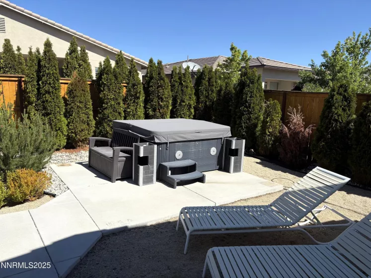 4675 Chromium, Sparks, Nevada 89436, 2 Bedrooms Bedrooms, ,3 BathroomsBathrooms,Residential,Residential,Chromium,250051529