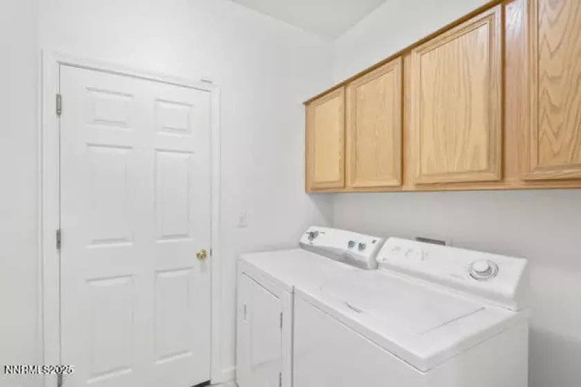 842 Sauvignon, Reno, Nevada 89506, 4 Bedrooms Bedrooms, ,2 BathroomsBathrooms,Residential,Residential,Sauvignon,250051536