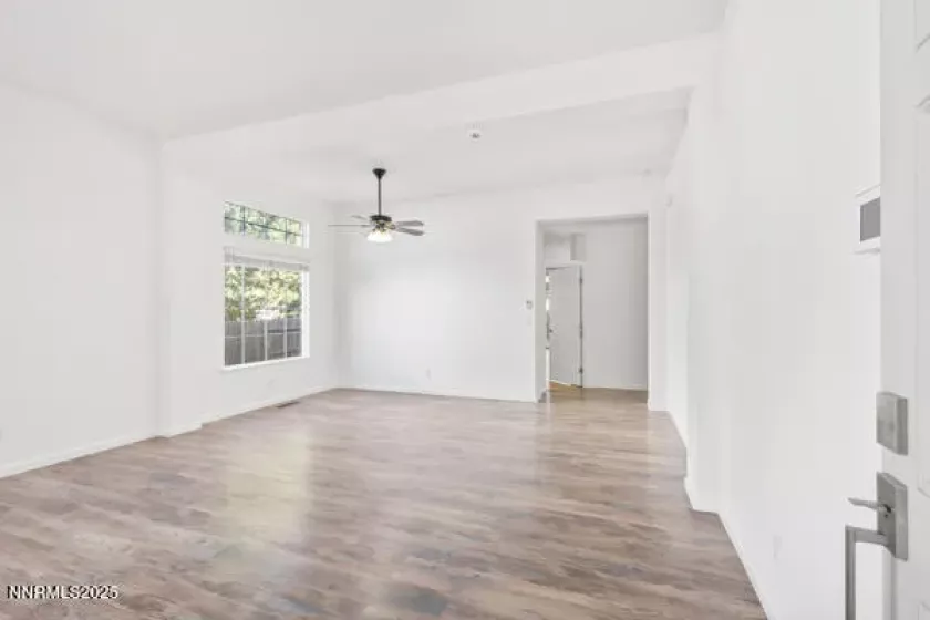 842 Sauvignon, Reno, Nevada 89506, 4 Bedrooms Bedrooms, ,2 BathroomsBathrooms,Residential,Residential,Sauvignon,250051536