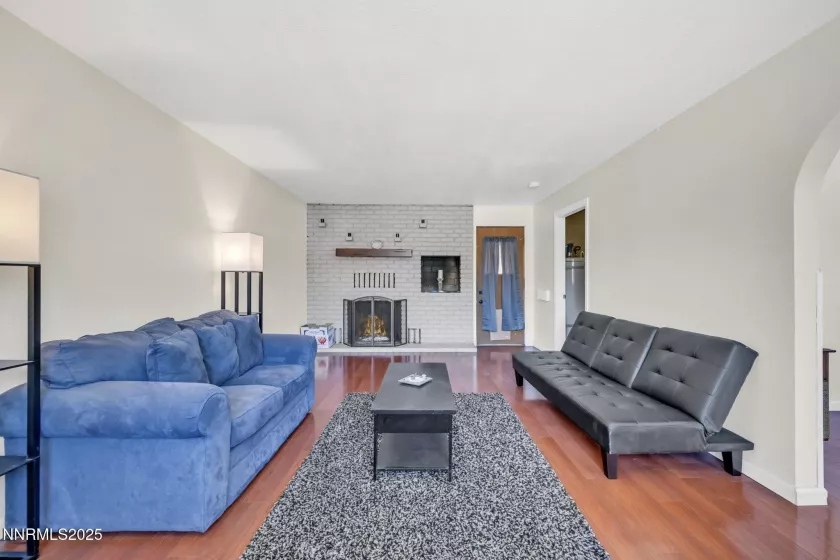 3310 Delna, Sparks, Nevada 89431, 3 Bedrooms Bedrooms, ,2 BathroomsBathrooms,Residential,Residential,Delna,250051537