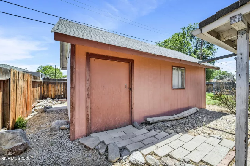 3310 Delna, Sparks, Nevada 89431, 3 Bedrooms Bedrooms, ,2 BathroomsBathrooms,Residential,Residential,Delna,250051537