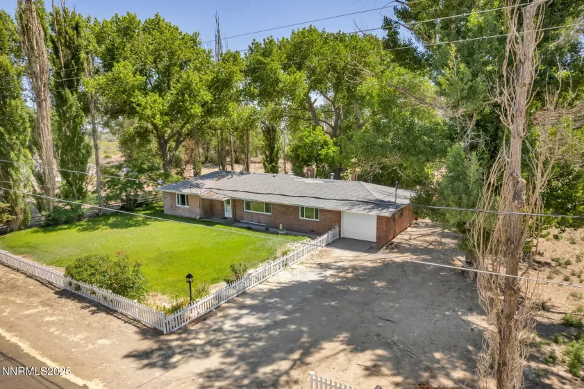 6 Green Acres, Yerington, Nevada 89447, 3 Bedrooms Bedrooms, ,2 BathroomsBathrooms,Residential,Residential,Green Acres,250051540