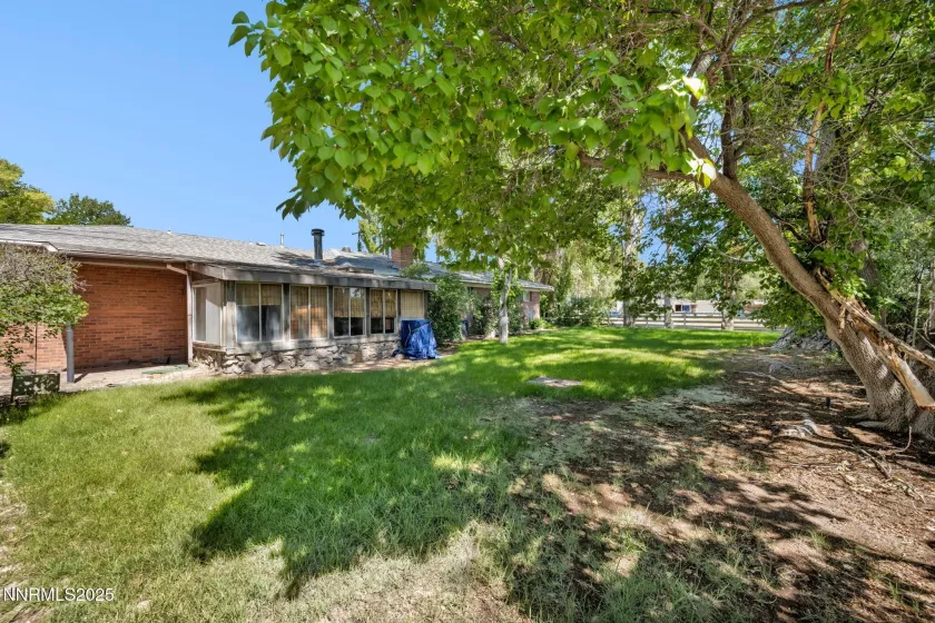 6 Green Acres, Yerington, Nevada 89447, 3 Bedrooms Bedrooms, ,2 BathroomsBathrooms,Residential,Residential,Green Acres,250051540