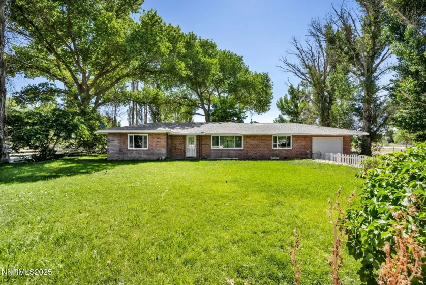6 Green Acres, Yerington, Nevada 89447, 3 Bedrooms Bedrooms, ,2 BathroomsBathrooms,Residential,Residential,Green Acres,250051540