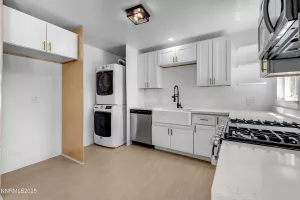 1125 Vance, Sparks, Nevada 89431, 3 Bedrooms Bedrooms, ,1 BathroomBathrooms,Residential,Residential,Vance,250051542