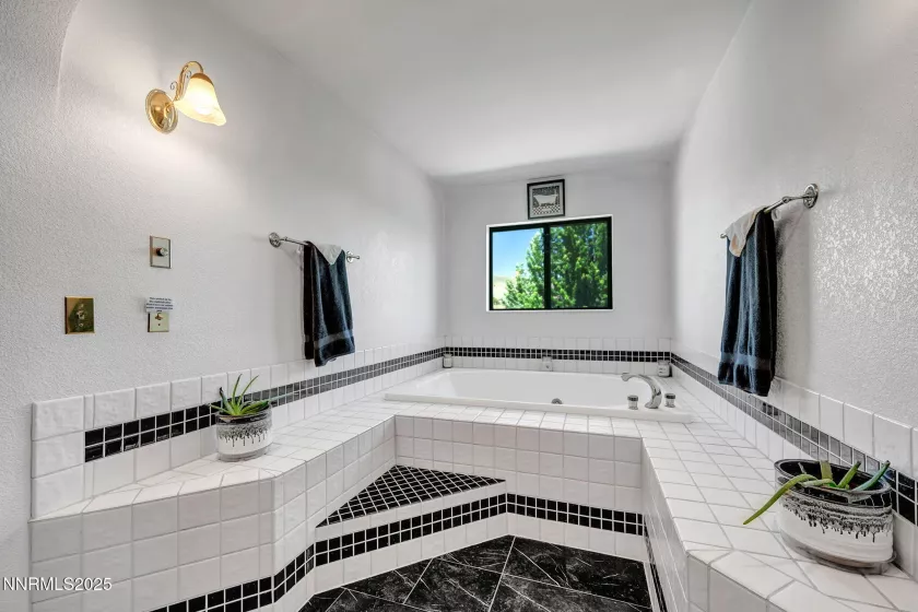 2780 Mario, Reno, Nevada 89439, 4 Bedrooms Bedrooms, ,4 BathroomsBathrooms,Residential,Residential,Mario,250051558