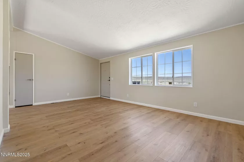 14555 Carson, Fallon, Nevada 89406, 3 Bedrooms Bedrooms, ,2 BathroomsBathrooms,Residential,Residential,Carson,250051560