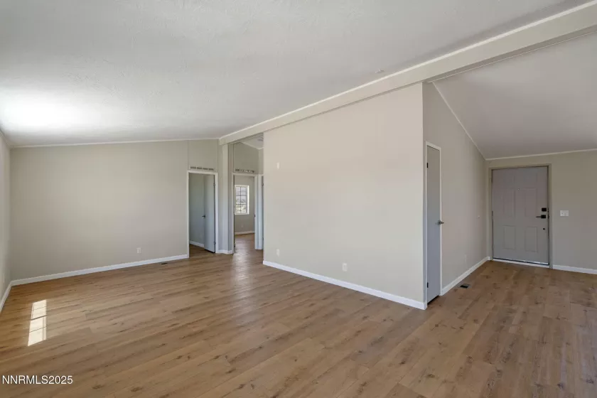 14555 Carson, Fallon, Nevada 89406, 3 Bedrooms Bedrooms, ,2 BathroomsBathrooms,Residential,Residential,Carson,250051560