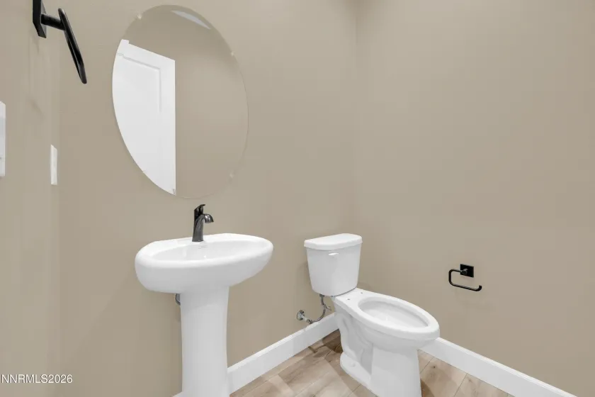 178 Commodore, Reno, Nevada 89523, 3 Bedrooms Bedrooms, ,3 BathroomsBathrooms,Residential,Residential,Commodore,250051563