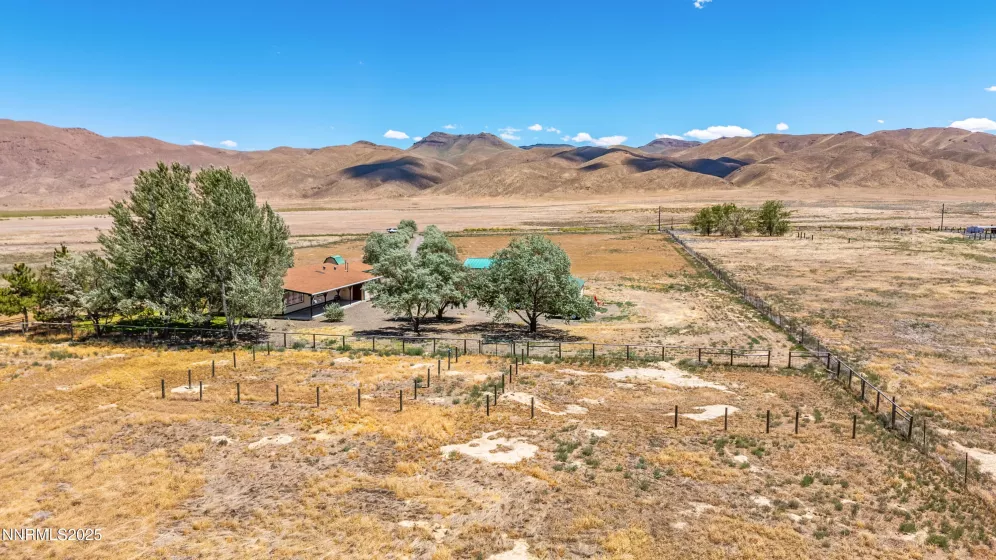 1000 Skyline, Battle Mountain, Nevada 89820, 3 Bedrooms Bedrooms, ,2 BathroomsBathrooms,Residential,Residential,Skyline,250051564