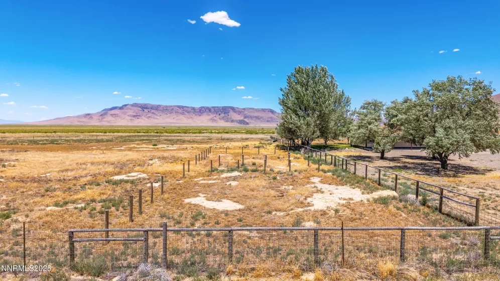 1000 Skyline, Battle Mountain, Nevada 89820, 3 Bedrooms Bedrooms, ,2 BathroomsBathrooms,Residential,Residential,Skyline,250051564